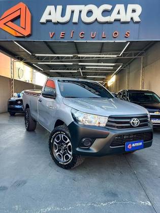 TOYOTA HILUX 2.8 D-4D TURBO DIESEL CS 4X4 AUTOMÁTICO TOYOTA HILUX 2.8 D-4D TURBO DIESEL CS 4X4 AUTOMÁTICO